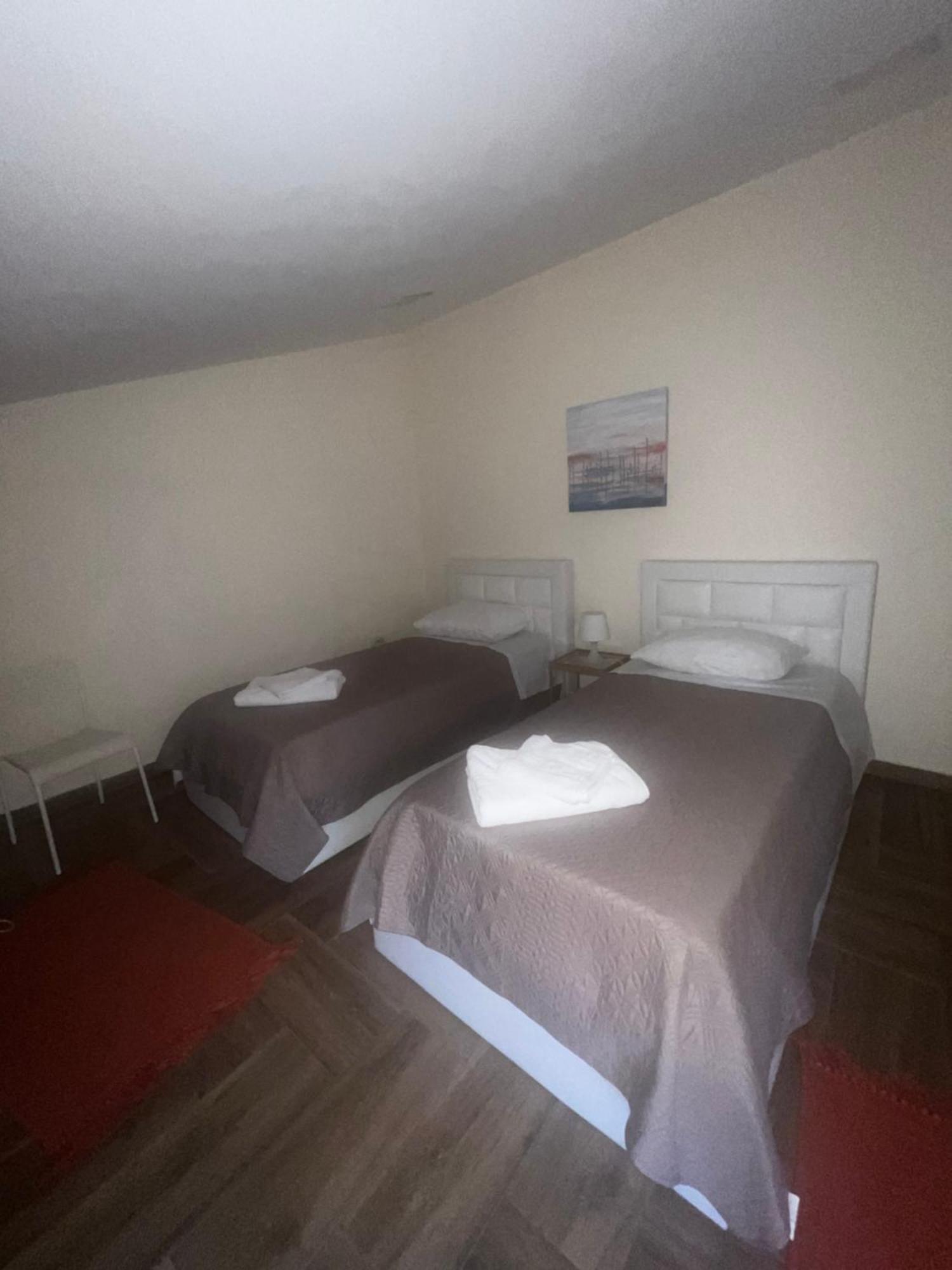 Retreat In The Centre Of Korce Apartment Bagian luar foto